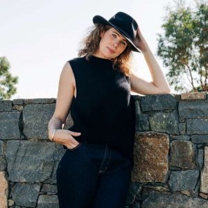 Bow and Arrow - 70/30 Merino Cashmere Ribbed Vest - Black