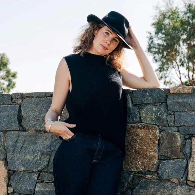 Bow-and-Arrow-Ribbed-Vest_black Bow and Arrow - 70/30 Merino Cashmere Ribbed Vest - Black