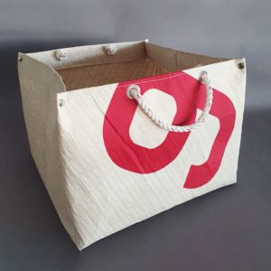 LT Crate with rope handles