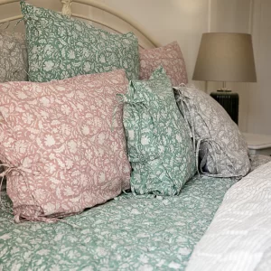 Trellis Flowers Pillow Case Euro 2