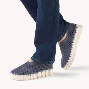 Tulip Platform Shoe