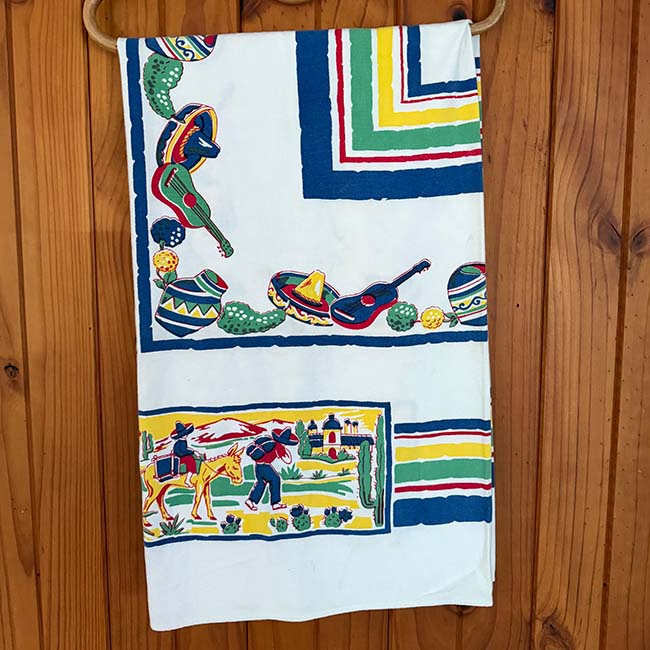 USA Vintage 45 x54" Mexican Themed Table Cloth - Image 3