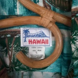 Authentic Vintage Made in Hawaii Shirt L